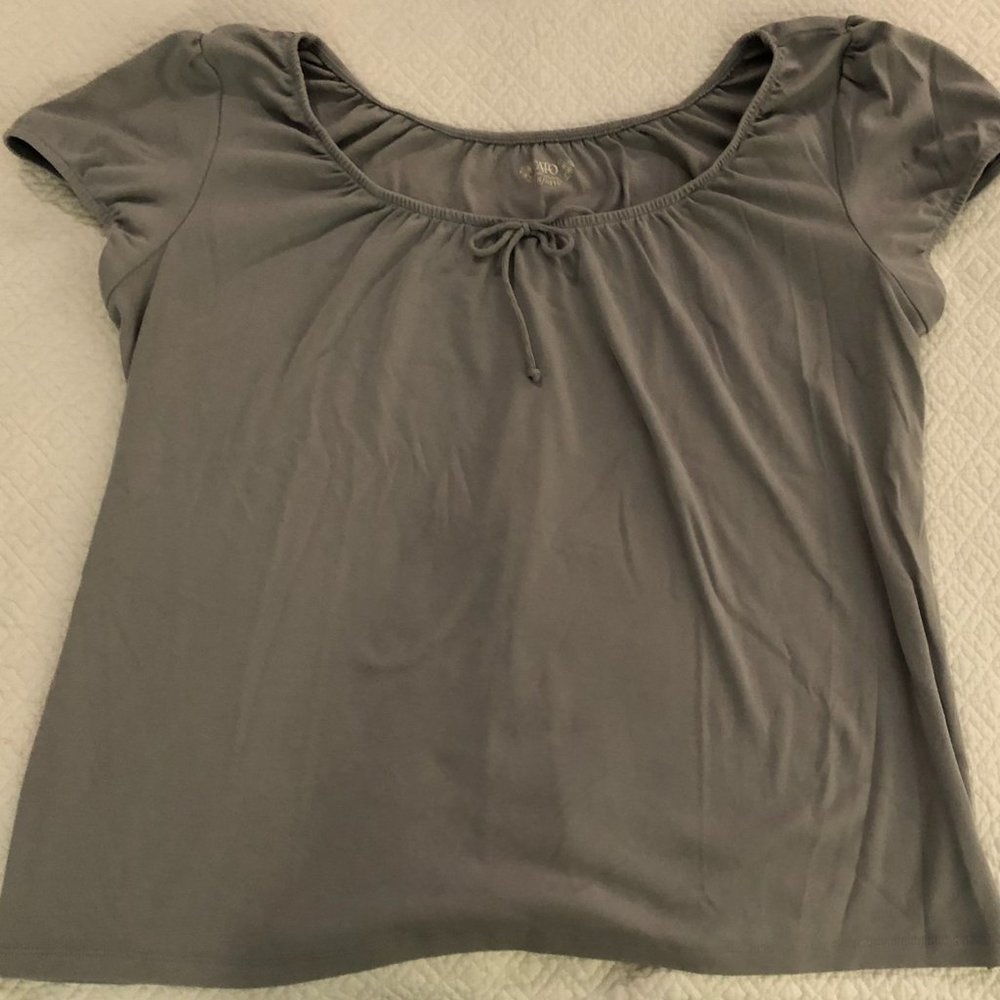 Women's Gray Tee Shirt Plus 18/20 W